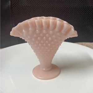 Vintage Fenton pink milk glass hobnail fan